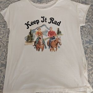 Indy brand graphic tee